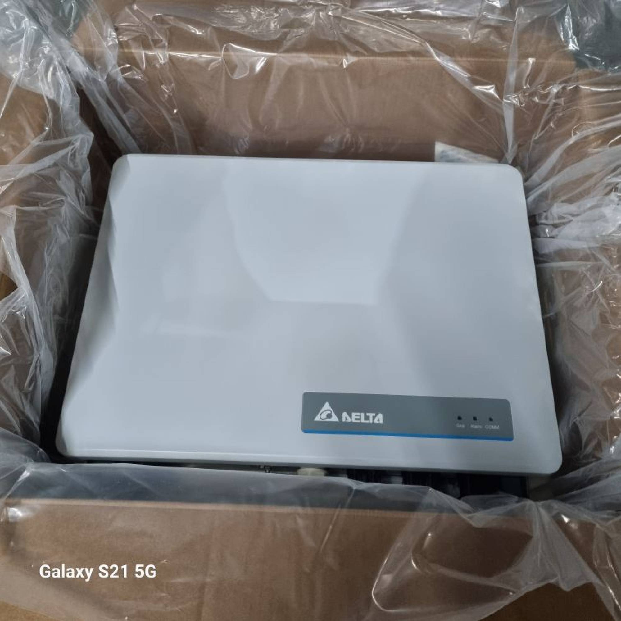 2 Stück Delta M30A Flex RPI303M230100 Wechselrichter